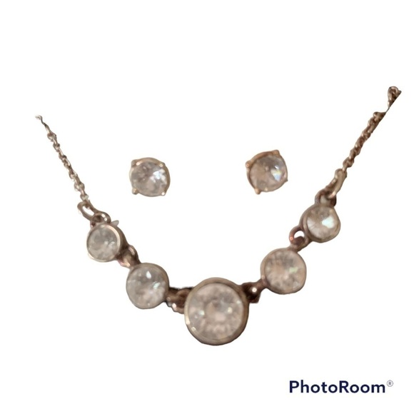 𝅺napier Swarovski Crystal Necklace Earring Set NWOT - Picture 3 of 4